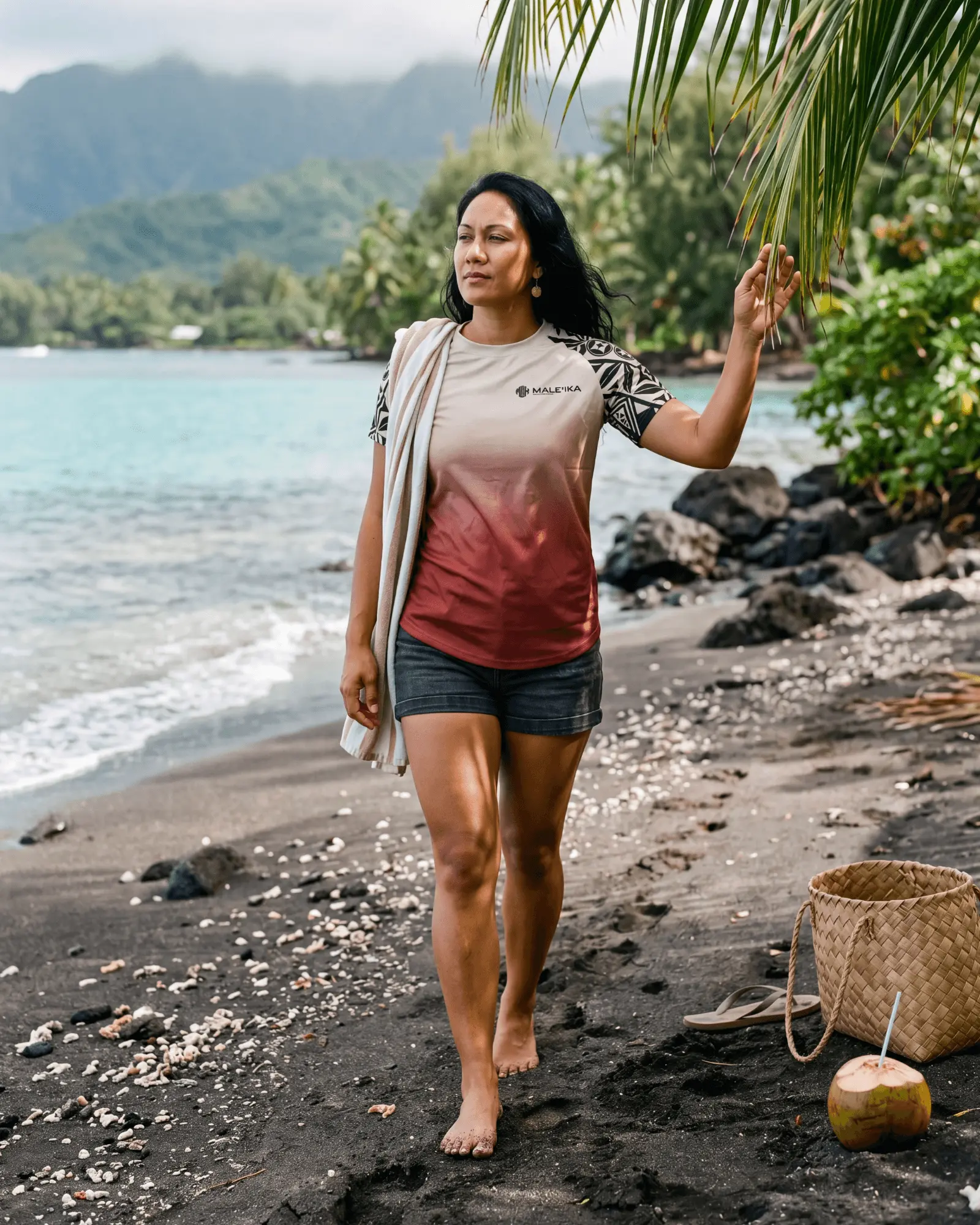 T-shirt Femme Male'ika modèle 2